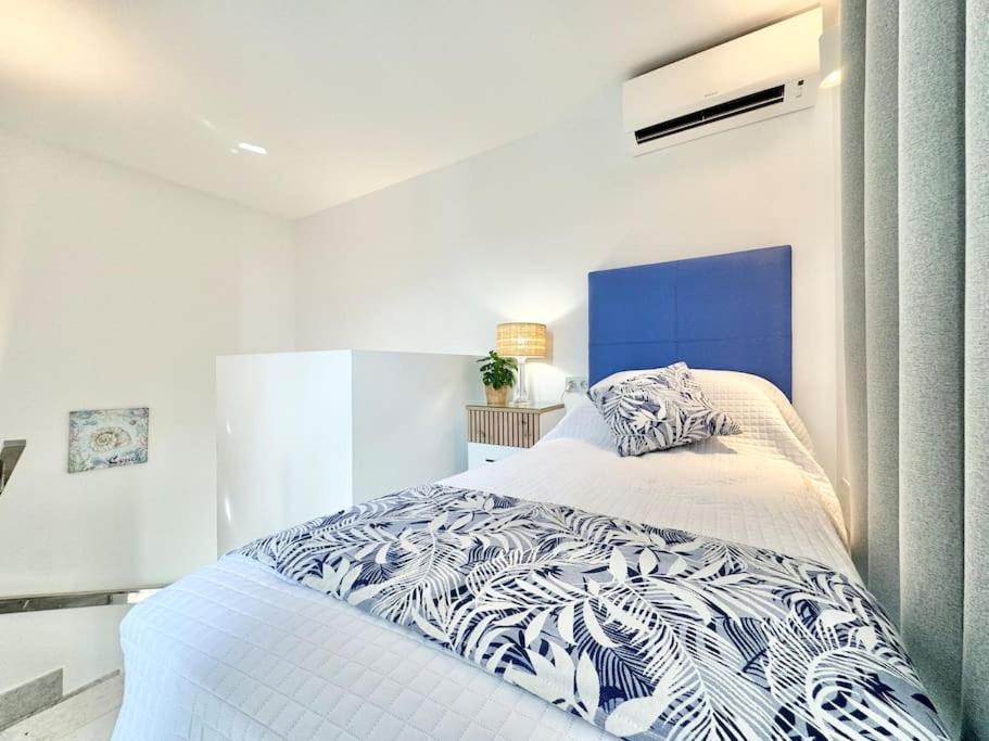 Welcome To Villa Bali A Luxurious Modern Getaway 洛斯克里斯蒂亚诺斯 外观 照片
