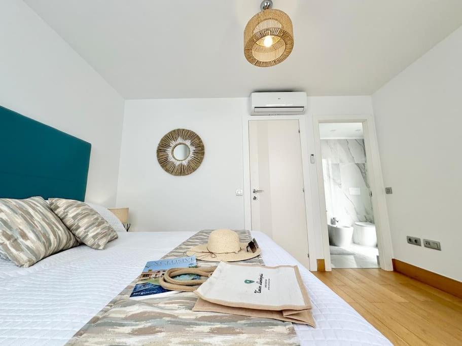 Welcome To Villa Bali A Luxurious Modern Getaway 洛斯克里斯蒂亚诺斯 外观 照片